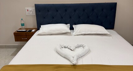 AISH IMPERIAL INN Room Type - Bedroom 114