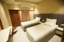 The Universe Hotel & Banquet