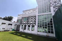Address of Townhouse Railway Road Srinagar Formerly Holiday Homes