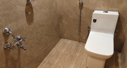 Hotel Grand Gaayatris Room Type - Semi Premium