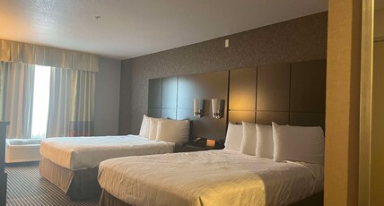 Best Western Plus Rama Inn & Suites Room Type - 2 Queen Beds, Non-Smoking, Microwave And Refrigerator, Wi-Fi, Full Breakfast