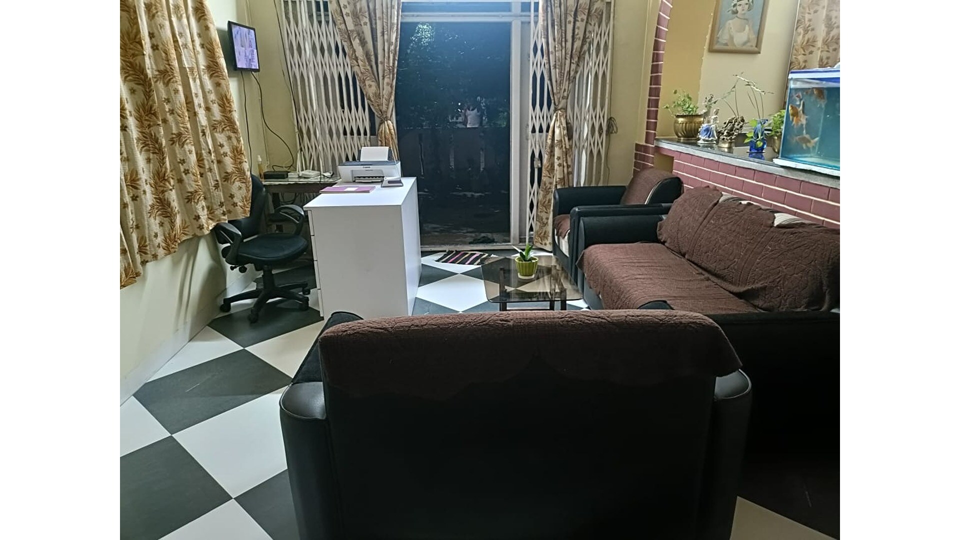 Nitai Homestay in Salt lake - Tap to explore photos