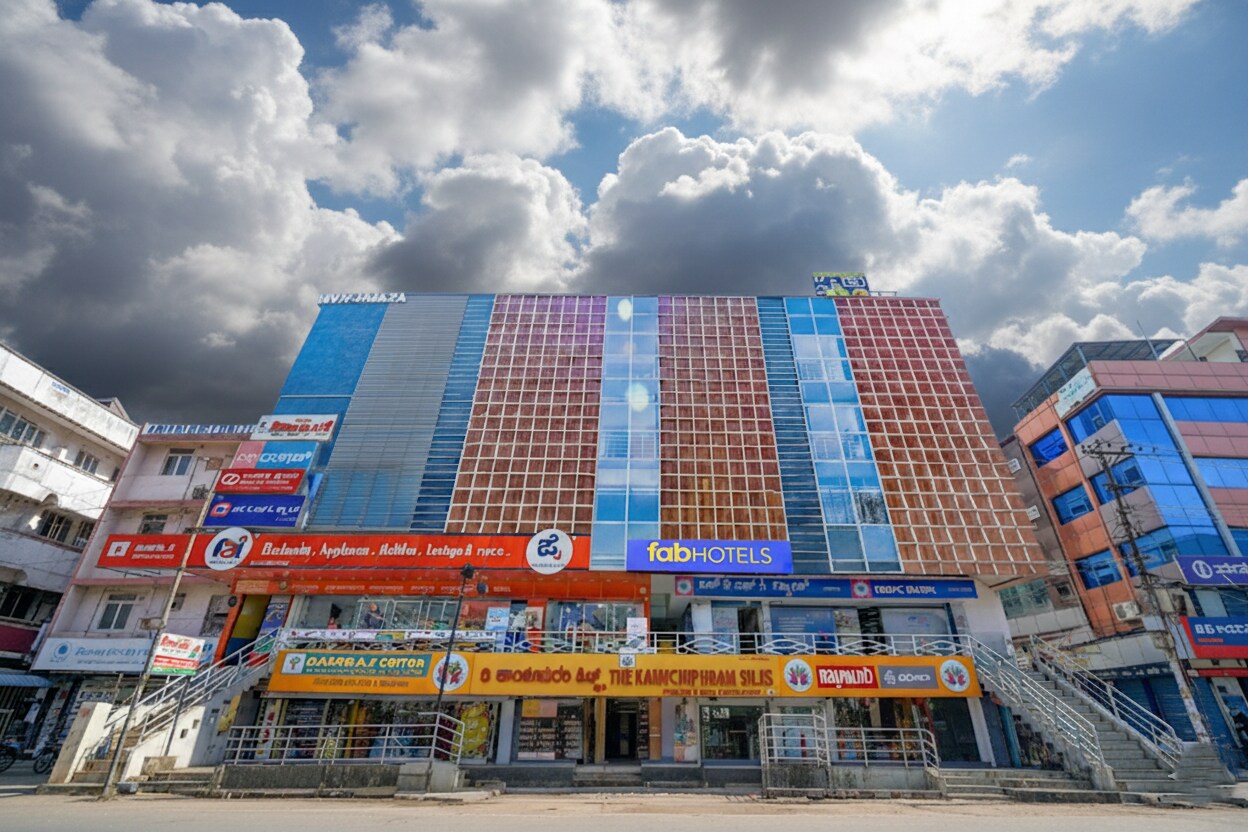 FabHotel Champion Gateway - Yelahanka - Tap to explore photos