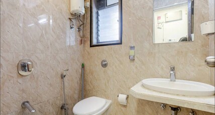 Spacious Cozy 1bhk Santacruz Room Type - Spacious Cozy 1bhk Santacruz