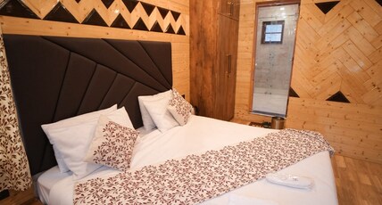 Bel Air Room Type - Deluxe Room