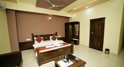 Hotel Pushkar Legacy Room Type - Premium room