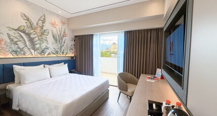 Swiss-Belinn Malang Room Type - Superior Deluxe Queen