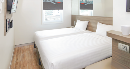 Red Planet Manila Binondo Room Type - City Twin Room