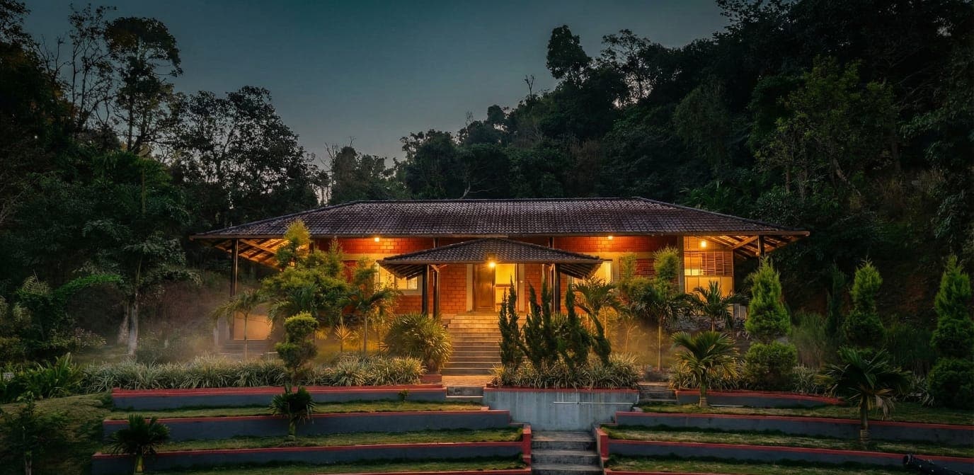 Hong Sau Resort - Tap to explore photos