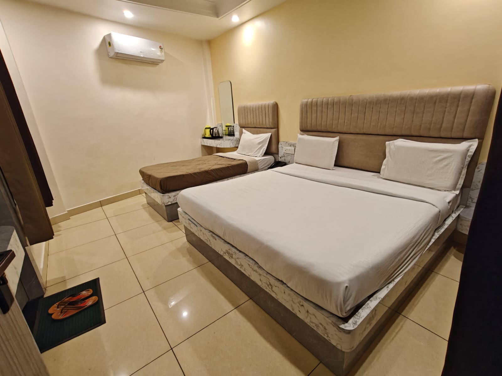 Hotel New Ashoka International - Tap to explore photos