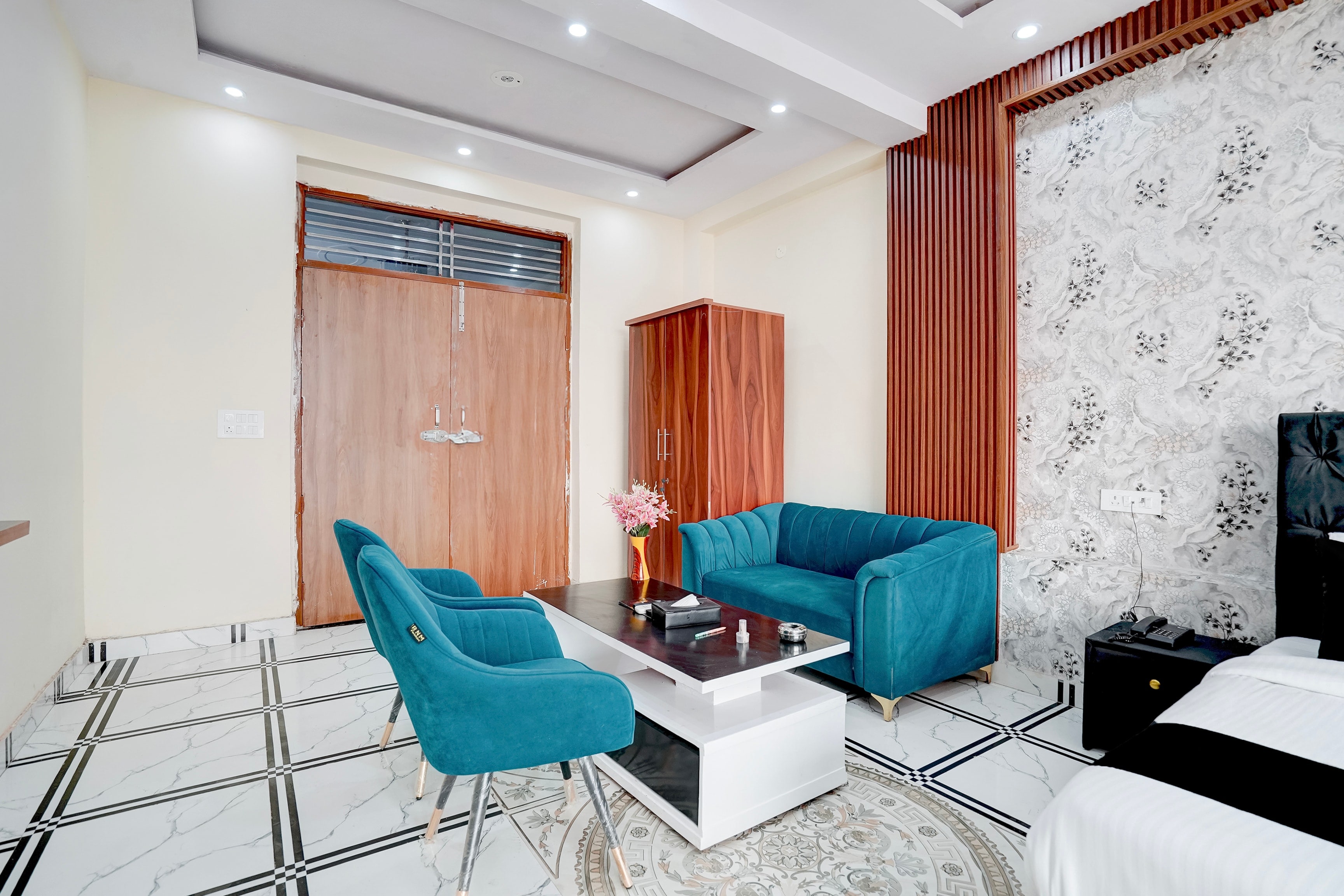 Super Collection O Basai Crossway Gurgaon Formerly AR Residency - Tap to explore photos