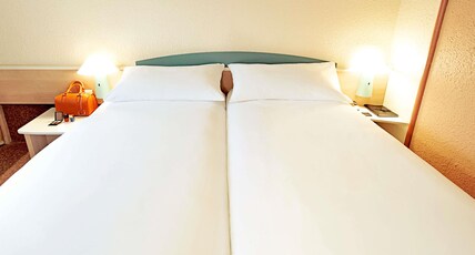 ibis Jerez de La Frontera Room Type - Twin room with 2 single beds
