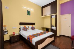 FabHotel Guru Comforts