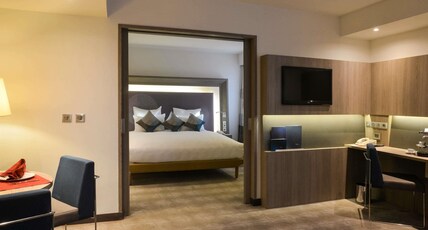 Novotel Cairo Airport Room Type - Suite 1 kingbed and sofa