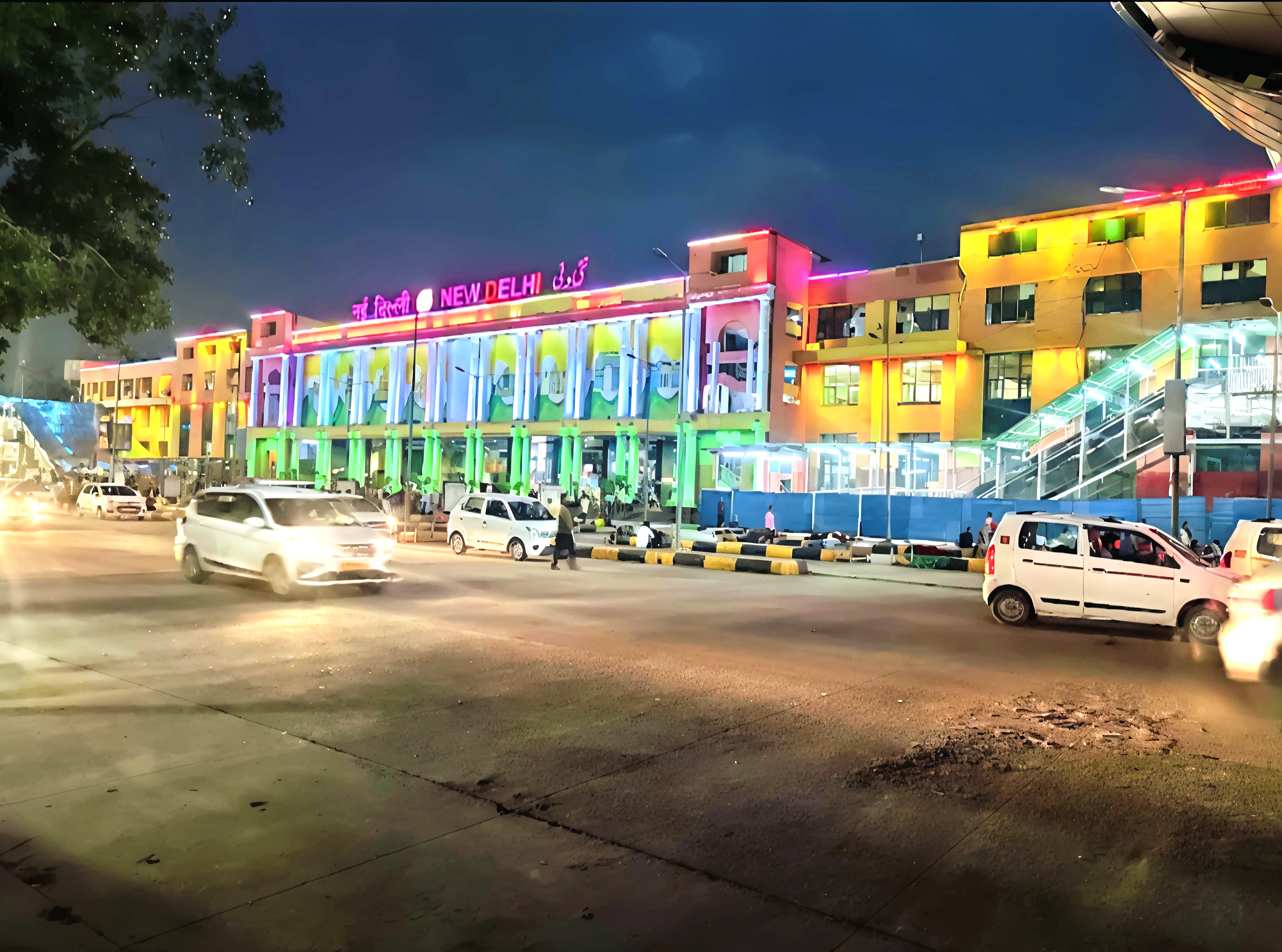 Hotel Mountain Bliss Near New Delhi & Connaught Place - Tap to explore photos