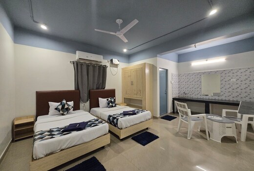 Clover Connect (Near DLF Cyber City,TCS  Infocity)
