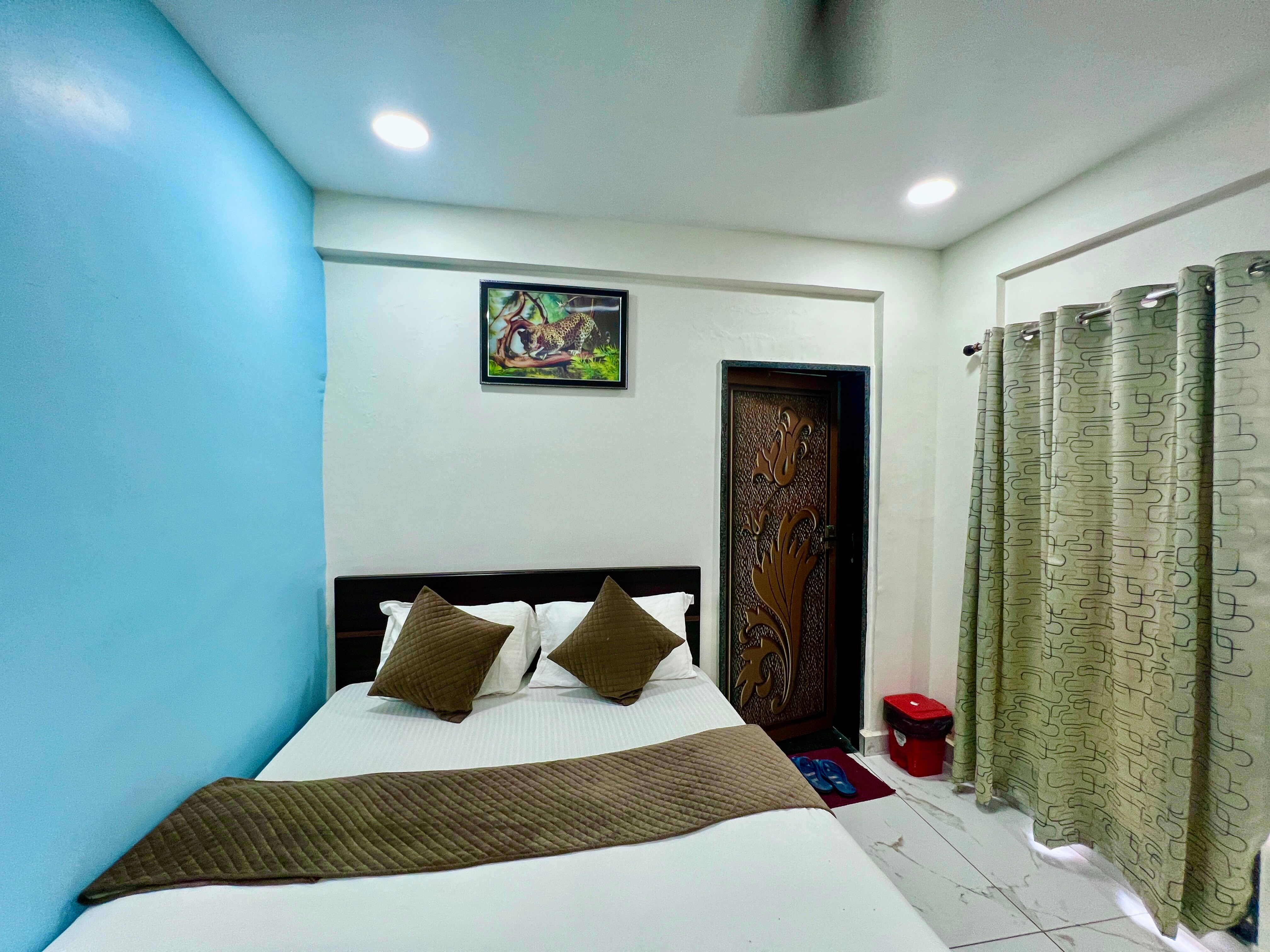 Riddham Bungalow |Entire 6 BHK Villa - Tap to explore photos