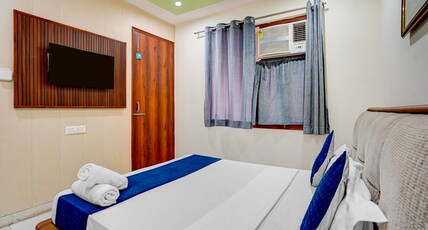 Thehrav Apartment at Kailash Puri Room Type - 402 1BHK
