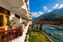 Silver Face Hotel