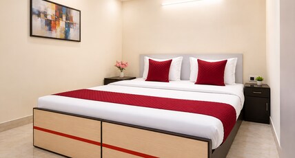 Hotel Moon Year, Lucknow Room Type - Super Deluxe Room