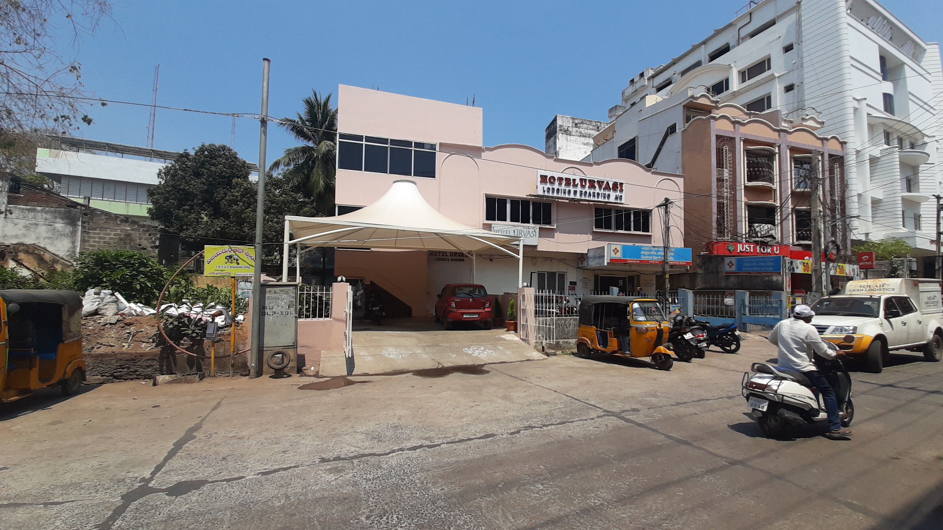 HOTEL SRI URVASI - Tap to explore photos