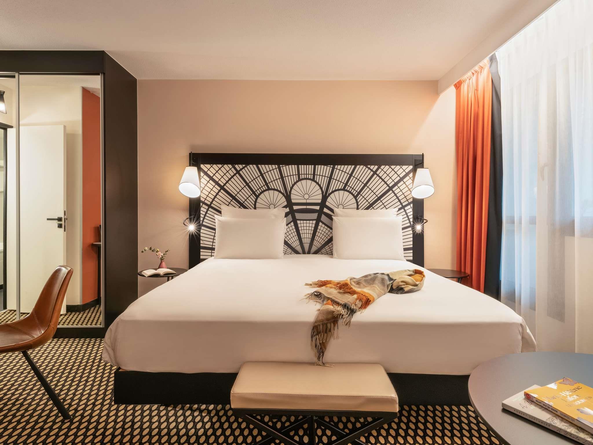 Mercure Paris Porte de Versailles Expo - Tap to explore photos