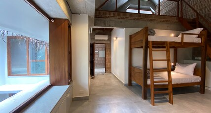 OSTEL Auroville Room Type - A Bed In Deluxe 6 Bed Dorm