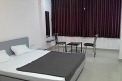 Hotel Galaxy's Vaibhav Vasai