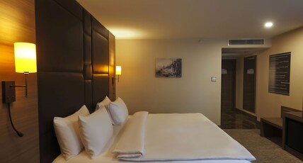 TRYP By Wyndham Istanbul Sisli Hotel Room Type - 1 Double Bed, Deluxe, Non-Smoking