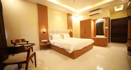 Hotel Neerja Inn Room Type - Super Deluxe Room