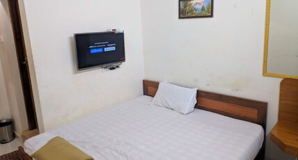 Sivamurugan Residency Room Type - standard room double non ac