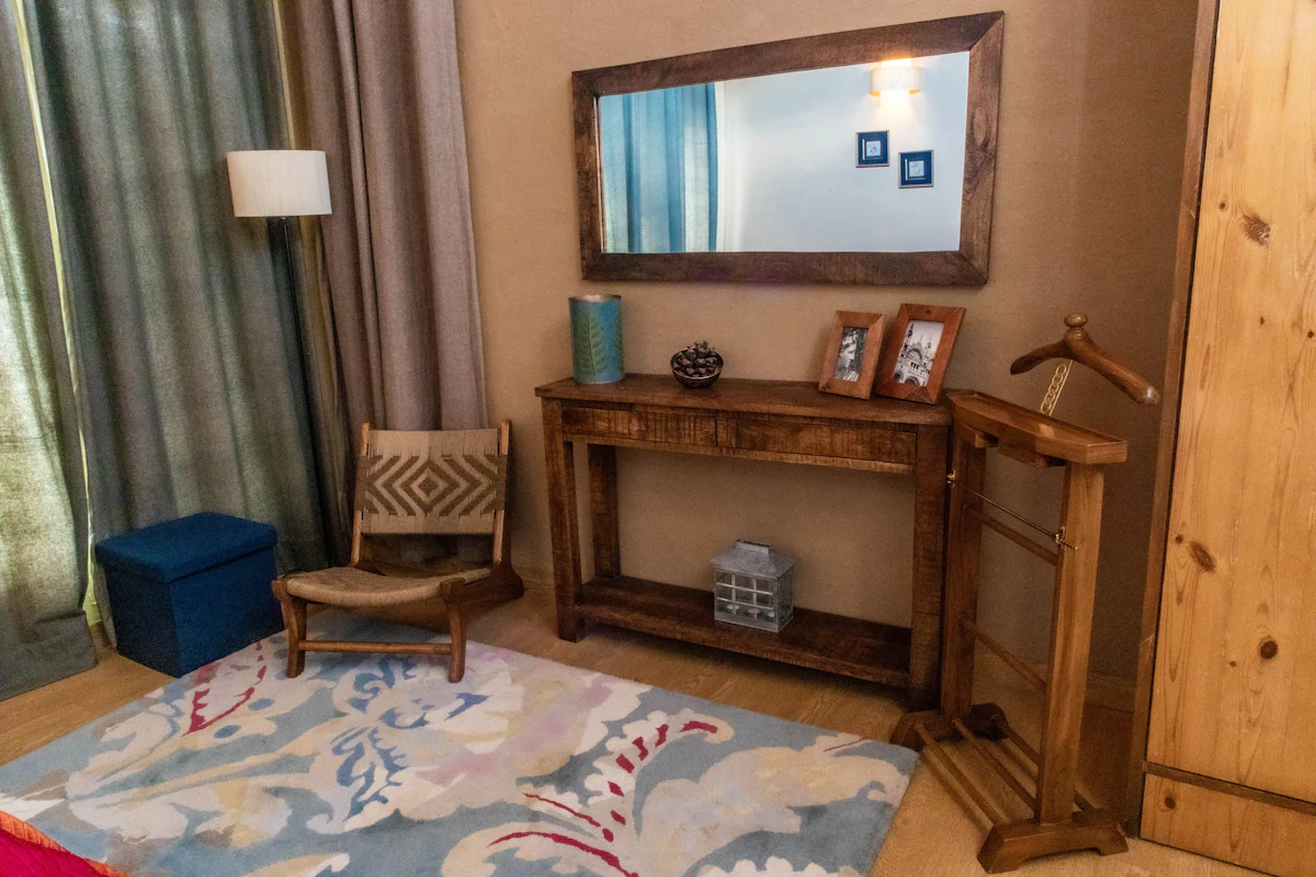 Escape Homestay - Tap to explore photos