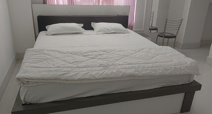 Center Point Room Type - Bedroom 1