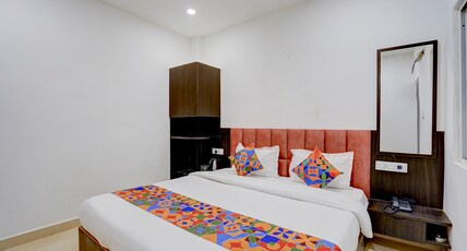 FabHotel Swastik Villa Room Type - Deluxe Room