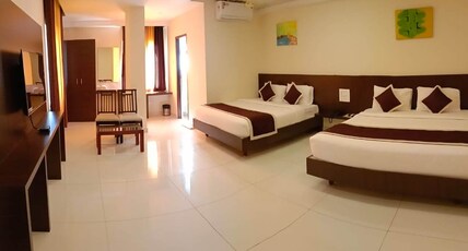 Hotel Nainarr Room Type - FAMILY 4 BED ROOM