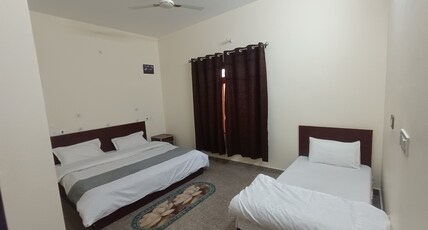 Vasudev Homestay Room Type - Bedroom 1(Triple bed)