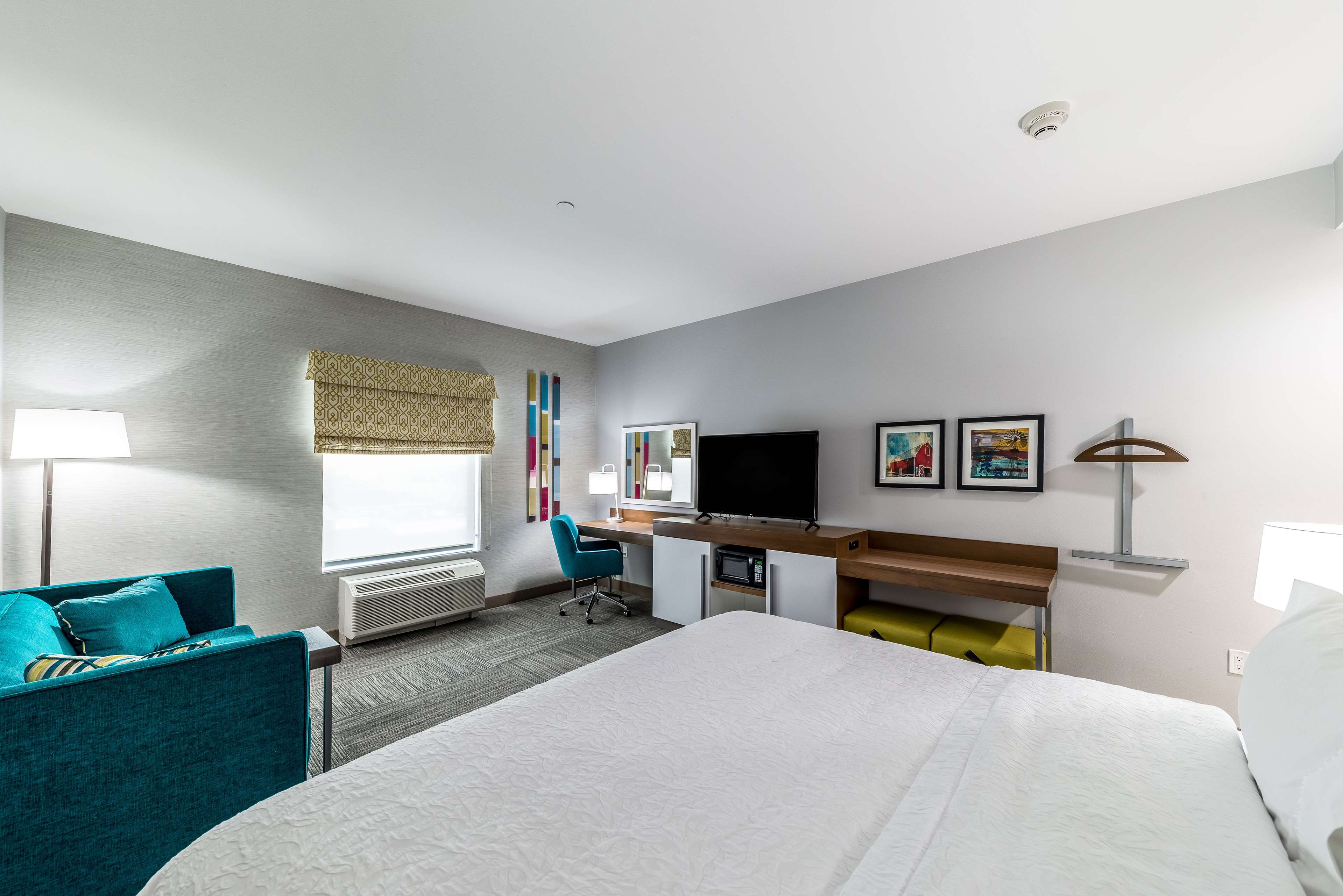 Hampton Inn & Suites Pryor, Ok - Tap to explore photos