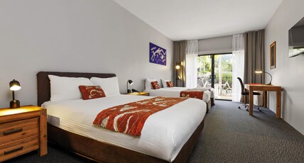 Mercure Kakadu Crocodile Hotel Room Type - Deluxe Family Room
