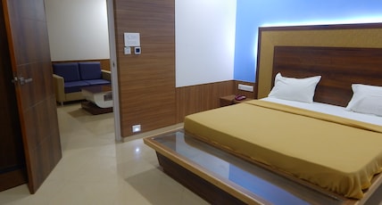 Hotel Aadhi Room Type - SUITE