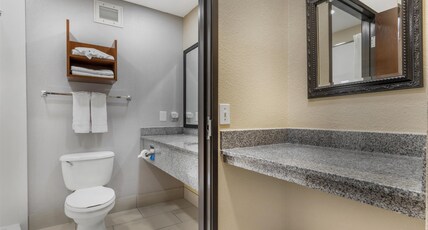Best Western Plus Yukon Room Type - Suite-1 King Bed, Non-Smoking, Sofabed, Walk In Shower, Kitchen, Full Breakfast Best Western Plus Yukon Room Type - Suite-1 King Bed, Non-Smoking, Sofabed, Walk In Shower, Kitchen, Full Breakfast