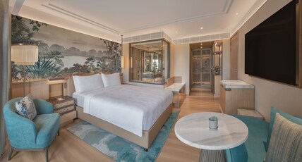 JW Marriott Goa Room Type - Family, Suite, Bedroom 1: 1 King, Bedroom 2: 2 Twin bunk