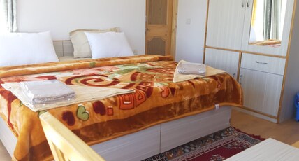 Odbar Guest House Room Type - Deluxe Room with Mountain view Odbar Guest House Room Type - Deluxe Room with Mountain view