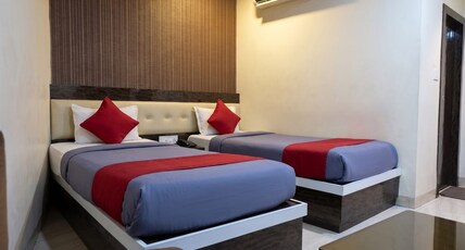 Abis Inn Ballygunge Room Type - Luxury AC Room