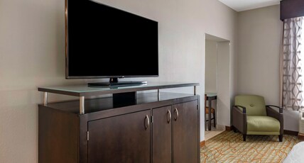 Best Western Plus Bradenton Gateway Hotel Room Type - Suite-1 King Bed, Non-Smoking, Kitchenette, Microwave And Refrigerator, High Speed Internet Access, Best Western Plus Bradenton Gateway Hotel Room Type - Suite-1 King Bed, Non-Smoking, Kitchenette, Microwave And Refrigerator, High Speed Internet Access,
