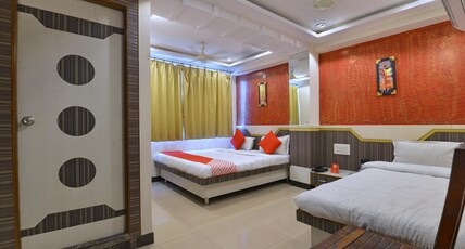 A R Ganpati Plaza Room Type - Deluxe Room