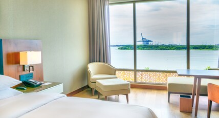 Grand Hyatt Kochi Bolgatty Room Type - 2 Twin Beds Backwater View