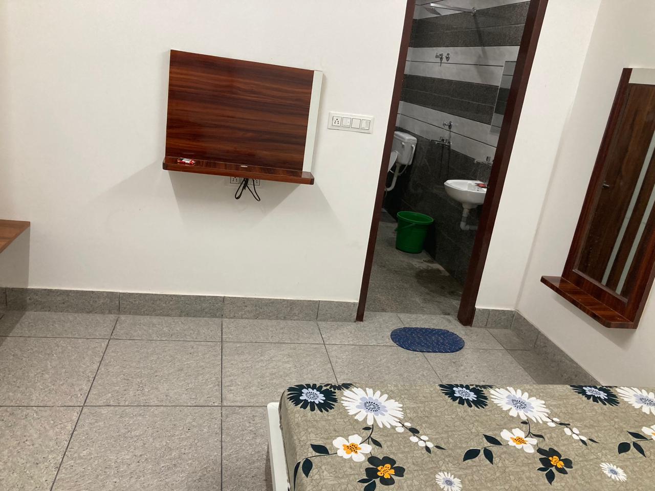 HOTEL GRACE - Tap to explore photos