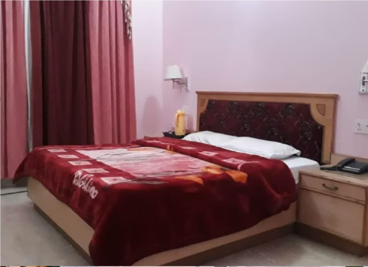 New Tridev Hotel, Shivkhori - Tap to explore photos