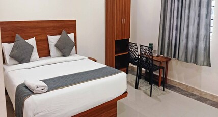 Galaxy Rooms near Jalahalli Cross Room Type - Standard Room AC