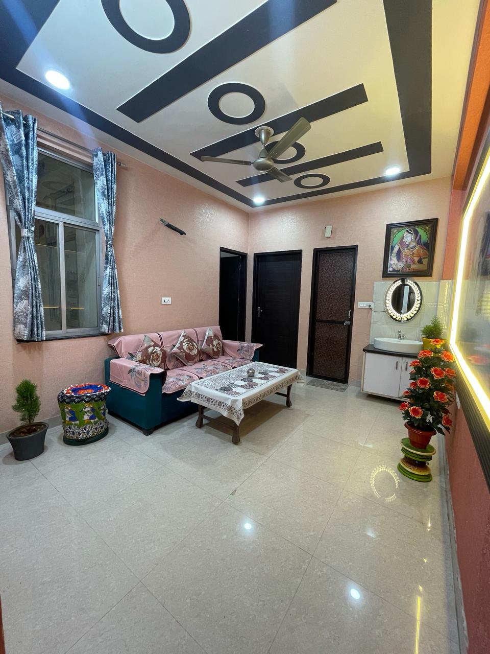 Apna Mahal Home Stay - Tap to explore photos